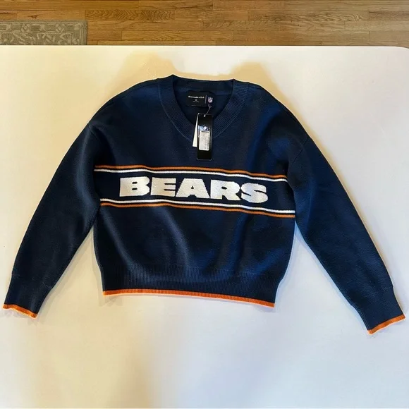 Abercrombie & Fitch Women's Navy V-Neck Sweater Chicago Bears - Picture 6 of 6